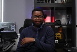 A profile image of Dara Oladapo