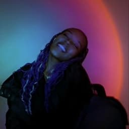 A profile image of 𝑺𝑻𝑬𝑳𝑳𝑨