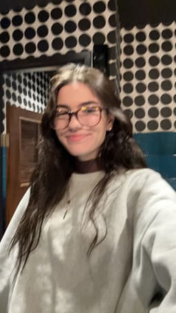 A profile image of Keely Smith