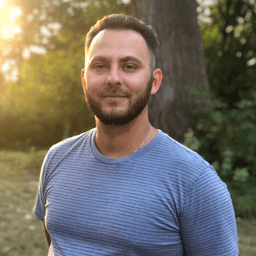 A profile image of Roma