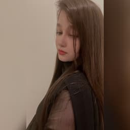 A profile image of fareeha kazmi