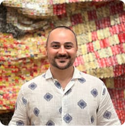 A profile image of 82 Degrees