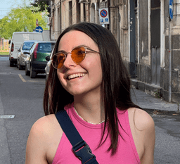 A profile image of Julia Sab Design