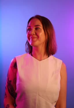 A profile image of Ania Martinez