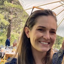 A profile image of Product Mom SaaS