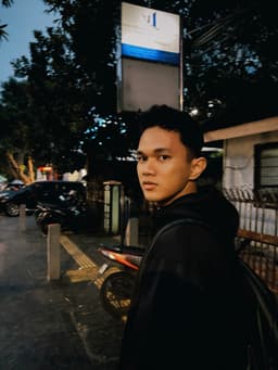 A profile image of Sugi