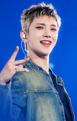 A profile image of Saphir