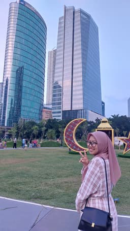 A profile image of Naya Notesion