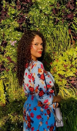 A profile image of Deborah