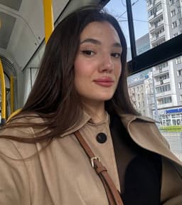 A profile image of Agnusha