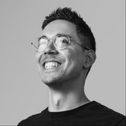 A profile image of Petr Le