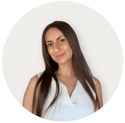 A profile image of nikki lo