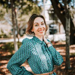 A profile image of Fiona Lazar