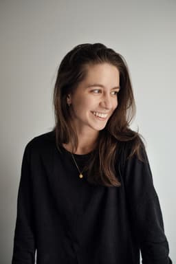 A profile image of Maria | HiredKit