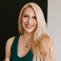 A profile image of Letícia Beraldo | Le Beraldo