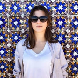 A profile image of Anna