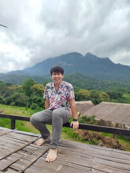 A profile image of zand rawira
