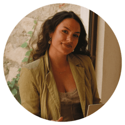 A profile image of Eunice - Girl BOSS ✨