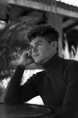 A profile image of Andrés Cabrera