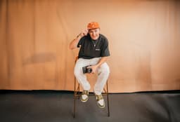 A profile image of Wordswithruss