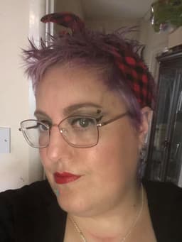 A profile image of Mx Imlay