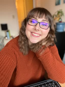 A profile image of S. E. Landon