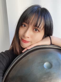 A profile image of Venus | Strike A Chord Music Therapy