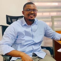 A profile image of Giddy