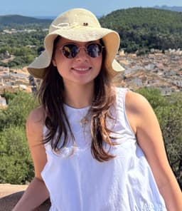 A profile image of Lea Lortal