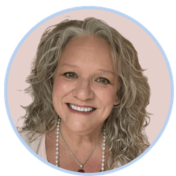 A profile image of Alana Thompson | UGC Creator & UGC Business Tools