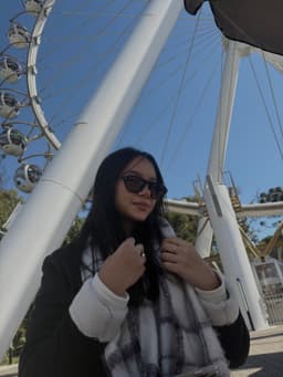 A profile image of Ana_ferolii