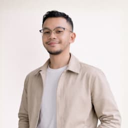 A profile image of Abu Hamzah visual
