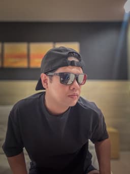 A profile image of Darrel