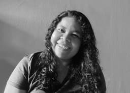 A profile image of Cinthia Venâncio