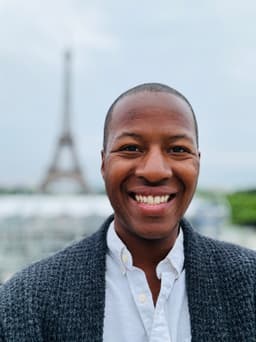 A profile image of soybonnett