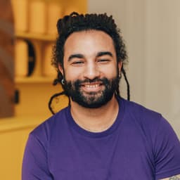 A profile image of Virgile