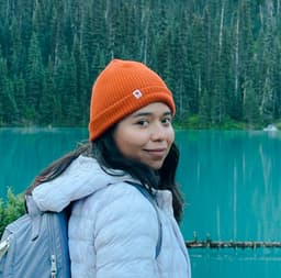 A profile image of Mely Melon