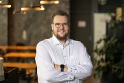 A profile image of Flo Faesecke