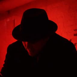A profile image of darchyneer