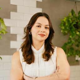A profile image of Luane Simões