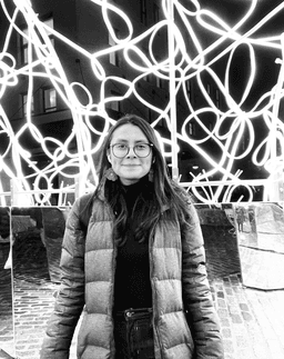 A profile image of victoria.