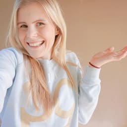 A profile image of Cate Creates It