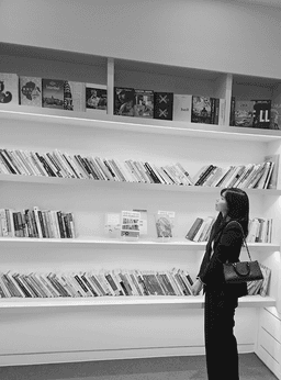 A profile image of 지예로움