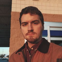 A profile image of Logan Carson