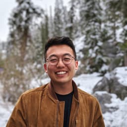 A profile image of Jerry Lee