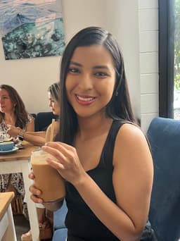 A profile image of Ivanna