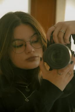 A profile image of Lais Hoffmann