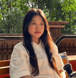 A profile image of Julia Fei