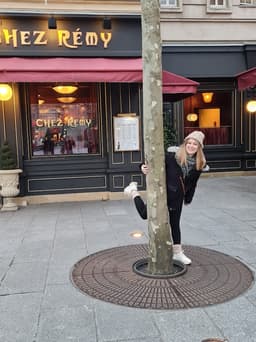 A profile image of Perfect Orga By Laura