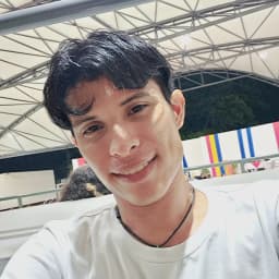 A profile image of Yamil